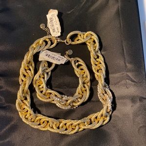 NWT Alfani gold tone necklace and bracelet set